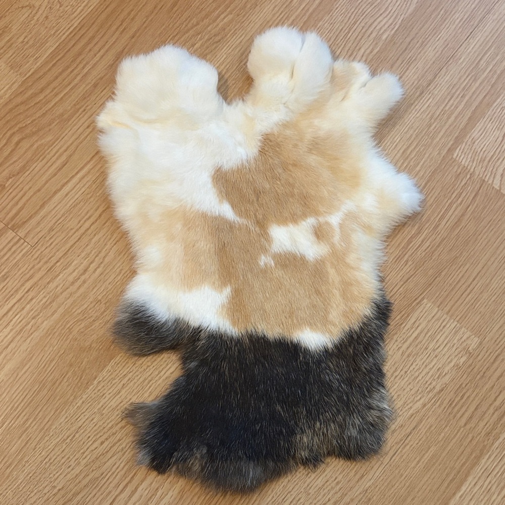 #0116 Premium Natural Rabbit Fur Pelt - Soft Tanned Craft Supply Hide